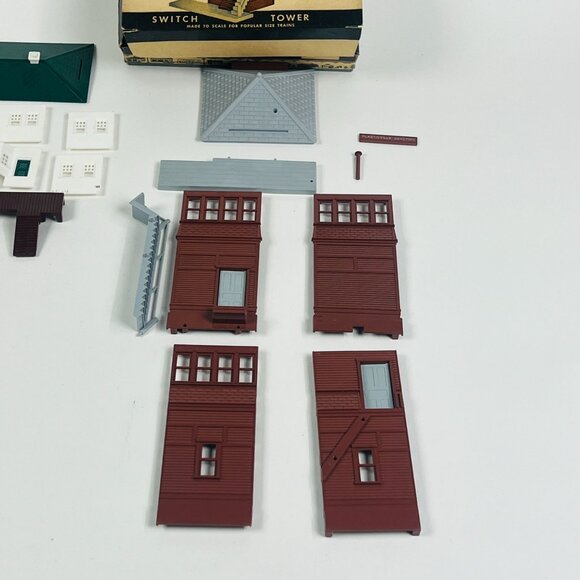 Vintage Plasticville U.S.A. HO Scale Railroad Station Kit & Switch Tower - Picture 3 of 3